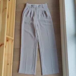 Aritzia Effortless Pant